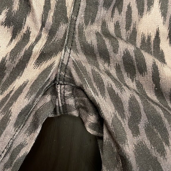 NWT L’agence Margot High Rise Skinny in Olive Ponce Multi 25 - Picture 10 of 10